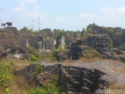 Jalur Gunung Pegat Lamongan Dipercaya Ada Sejak Zaman Kerajaan Kahuripan