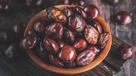 Ada Nggak Sih Jengkol di Eropa?