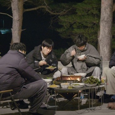 5 Momen 'In The Soop': Park Seo Joon Jadi Chef sampai Dikalahkan V BTS