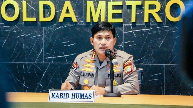 Kabid Humas Polda Metro Jaya Kombes Endra Zulpan menyebut massa yang menggelar unjuk rasa pada Jumat (16/9) tertib.