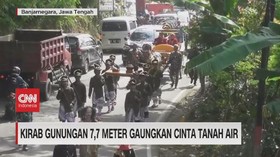 VIDEO: Kirab Gunungan 7,7 Meter Gaungkan Cinta Tanah Air