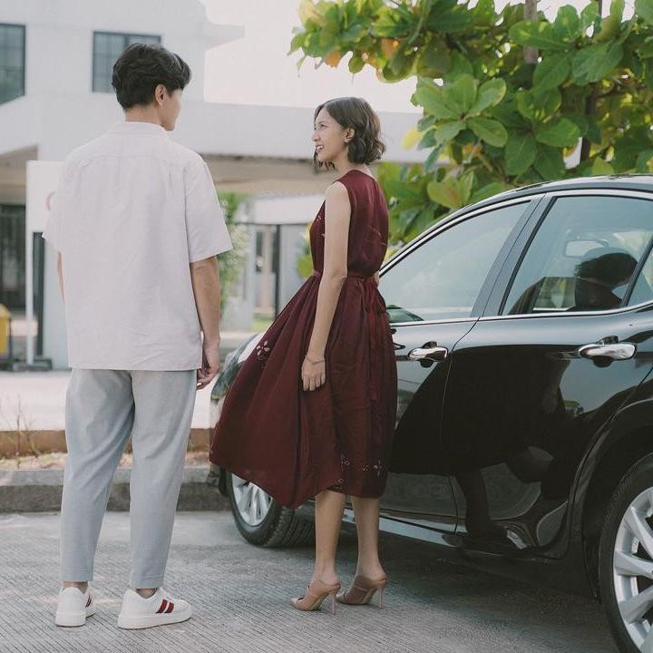 <p>Apakah Bunda juga menjadi salah satu penonton yang <em>baper</em> saat menonton <em>Yang Hilang dalam Cinta</em>? (Foto: Instagram @sheiladaisha).</p>