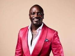 Lirik Lagu Beautiful - Akon