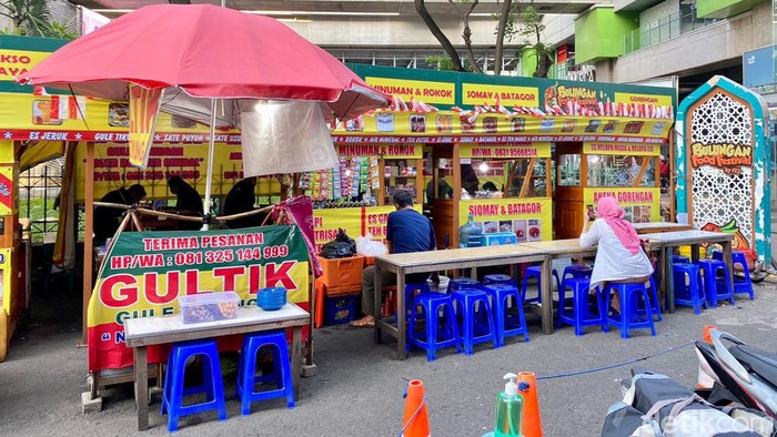 img-title Blok M Si Tempat