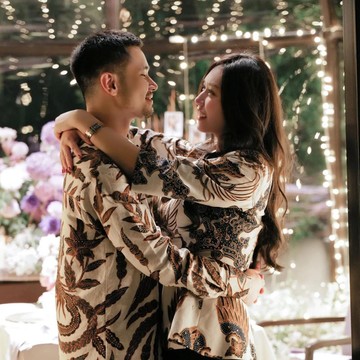 Sisca Kohl Resmi Dilamar Jess No Limit, Ini Potret Romantisnya!