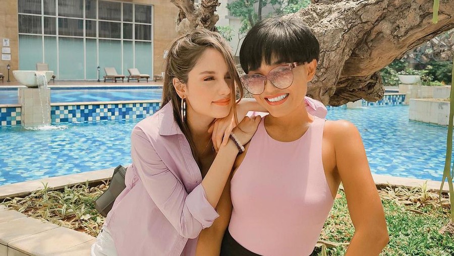 Kedekatan Ibunda dengan Cinta Laura