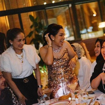 9 Potret Pesta Ulang Tahun Mayangsari Bareng Geng Sosialita, Glamor!