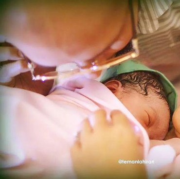 9 Momen Perjuangan Roro Fitria Bertaruh Nyawa Lahirkan Anak Secara Normal