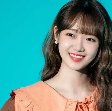Segera Rilis Album, Choi Yoo Jung Weki Meki Umumkan Debut Solo