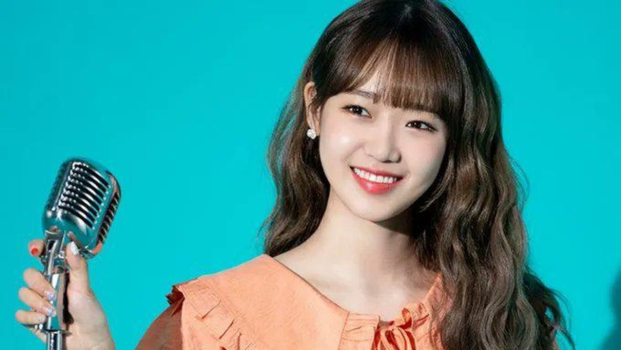 Segera Rilis Album, Choi Yoo Jung Weki Meki Umumkan Debut Solo