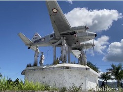Avro Anson, Pesawat Terbang Pertama yang Dibeli dari Emas Amai-amai Minang