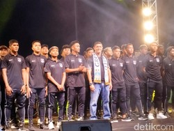 Gomes Akan Pacu Tenaga Muda Agar Gresik United Naik ke Liga 1