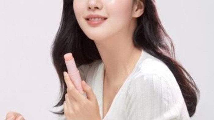 Kandungan dan Manfaat KAHI Wrinkle Bounce Multi-balm Stick, Produk K-beauty yang Terus Muncul di Drama Korea