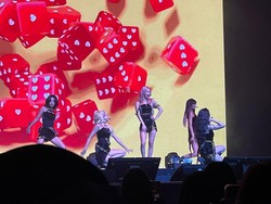 (G)I-DLE Buka Konser Lewat Oh My God dan LATATA