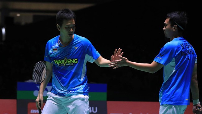 Ahsan/Hendra menjalani hari yang cukup berat pada Minggu (28/8). Mereka kalah di final Kejuaraan Dunia dan harus membaca komentar yang menyudutkan.