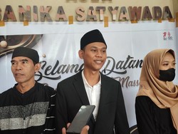 Ditonton Ratusan Pasangan Nikah Massal, Septian Grogi Saat Ijab Kabul