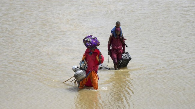 Banjir di Pakistan telah menewaskan 1.033 orang sejak Juni lalu, apa penyebab banjir besar di negara itu?