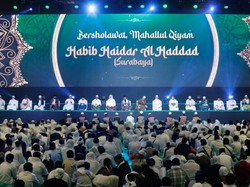 Ribuan Santri Nusantara Gelar Selawat-Doa Dukung Ganjar Presiden 2024