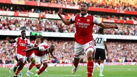 Saliba Absen di Laga Krusial Man City vs Arsenal