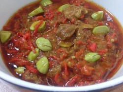 Resep Pembaca: Resep Sambel Goreng Daging yang Pedas Nendang