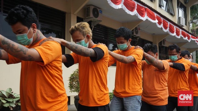 Pemerintah Kabupaten Sleman mengeluhkan jadwal malam laga Liga 1 2022/2023 usai insiden yang menghilangkan nyawa salah seorang suporter PSS Sleman.