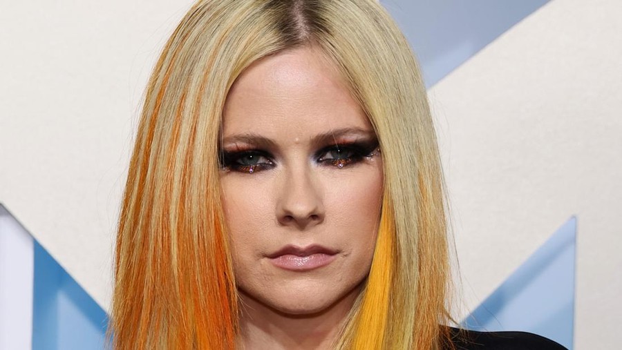 NEWARK, NEW JERSEY - AUGUST 28: Avril Lavigne attends the 2022 MTV VMAs at Prudential Center on August 28, 2022 in Newark, New Jersey. (Photo by Dia Dipasupil/Getty Images)