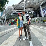 Kerap Tampil Mesra, Begini Gaya Busana Serasi Pasangan Angga Yunanda dan Shenina Cinnamon