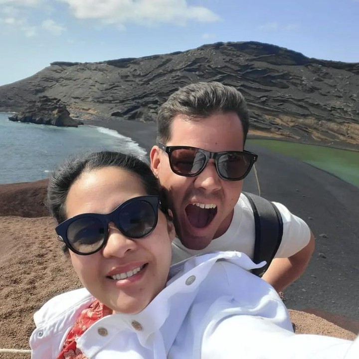 <p>Gracia Indri mengaku bahagia bisa membagikan kabar kehamilannya kepada orang banyak, Bunda. Ia juga memohon doa agar diberikan kelancaran selama kehamilan nih. "Mohon doa baik nya ya teman2 untuk aku, suami dan terutama untuk baby dalam perutku. Sehat, selamat, bahagia dan dilancarin semuanya," tulisnya di Instagram. (Foto: Instagram @graciaz14)</p>