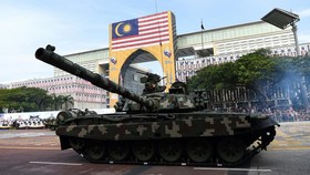Tank Malaysia Mogok di Jalan Bikin Macet, Militer Minta Maaf