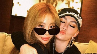 img-title 7 Potret Akrab Jessi bareng Agnez Mo yang Bakal Duet