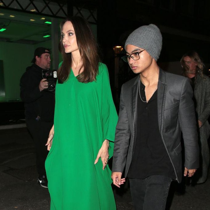 <p>Anak pertama artis Hollywood ternama Aangelina Jolie, yakni Maddox Jolie-Pitt, tengah menjalani pendidikan di salah satu univeritas terbaik Korea Selatan, Bunda. (Foto: Getty Images)</p>