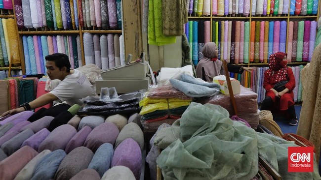 Menteri Keuangan Sri Mulyani mengungkapkan kinerja industri tekstil bagus di tengah ancaman pemutusan hubungan kerja (PHK).