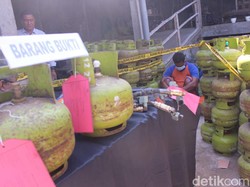 Keuntungan Fantastis Pengoplosan Elpiji yang Digerebek di Jombang