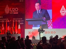 RK Bicara Pentingnya Keseimbangan Pembangunan dan Kebahagiaan Penduduk