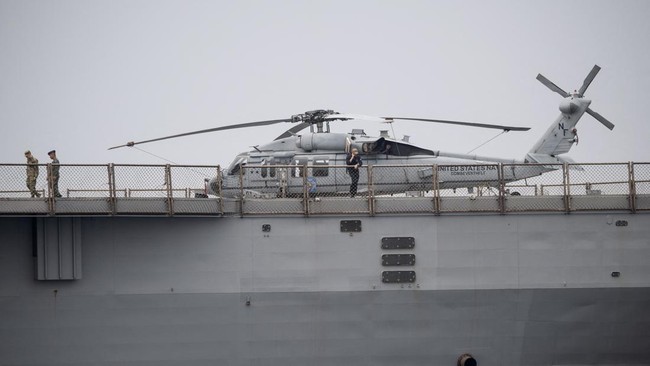 Sejumlah helikopter Amerika Serikat dilaporkan memasuki lautan yang diklaim wilayah China dan membuat Beijing geram.
