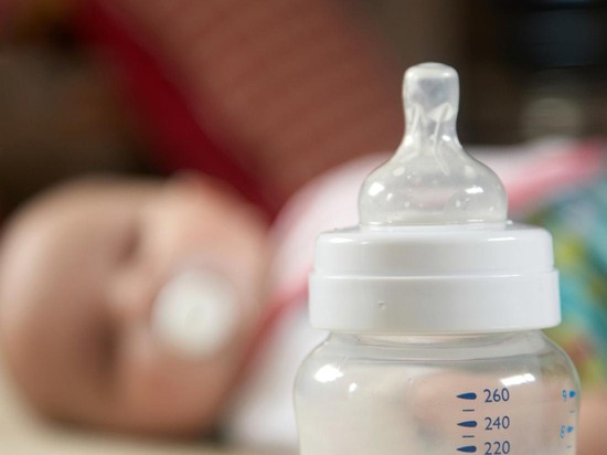 Nggak Perlu Bingung, Ini 3 Rekomendasi Botol Susu dengan Dot Nyaman untuk Si Kecil