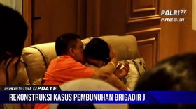 Di Balik Momen Ferdy Sambo Peluk Putri saat Rekonstruksi Pembunuhan