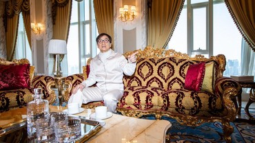 Kekayaan Jackie Chan Bertambah, Sang Putri Hidup Luntang-lantung