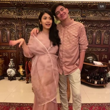 Gelar Tradisi Mitoni, Adipati Dolken Umumkan Jenis Kelamin Anak Pertama