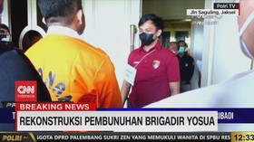 VIDEO: Bharada E Diganti Saat Rekonstruksi Pertemuan dengan Sambo