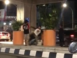 Pria Diduga ODGJ di Makassar Pulang Penuh Darah Usai Dianiaya