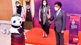 Telkomsel Pamer Robot Uu di DEWG G20 Bali, Gunakan Teknologi AI