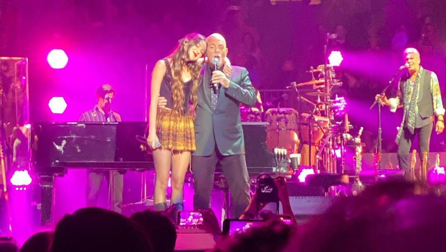 Duet Bareng Billy Joel, Olivia Rodrigo Nyanyikan 'Deja Vu' & 'Uptown Girl'