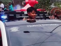 Habis Naik Jet Pribadi, Farel Prayoga Dikawal Patwal Manggung di Sidoarjo