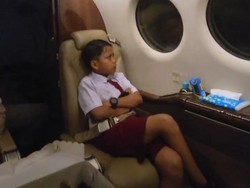 Wush! Farel Prayoga Naik Jet Pribadi ke Sekolah dari Kalimantan