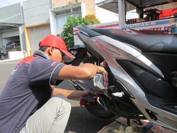 6 Dampak Buruk Membiarkan Oli Motor Sampai Habis