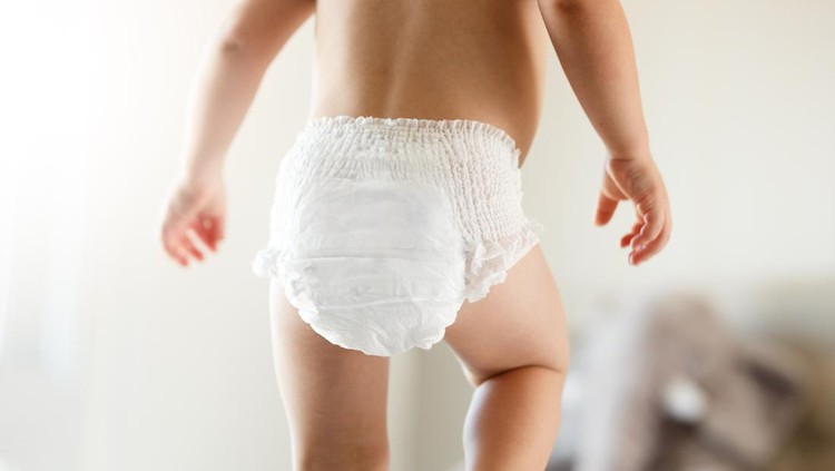 Ilustrasi Waktu Mengganti Popok Bayi Cute playful baby using only diapers.