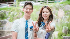 Seol In-ah dan Jang Dong-yoon Reuni Jadi Anak SMA di Drama Oasis