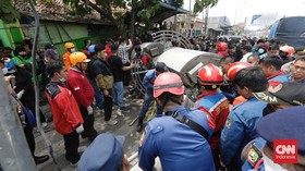 Cerita Pedagang Tiba-tiba Koprol Hindari Kecelakaan Truk Maut Bekasi