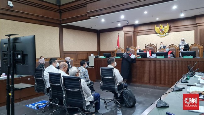 Pesta wine digelar di ruang kerja mantan Direktur Jenderal Perdagangan Luar Negeri Kemendag, Indra Wisnu Wardhana, pada 2 Maret 2022 sekitar pukul 18.00 WIB.